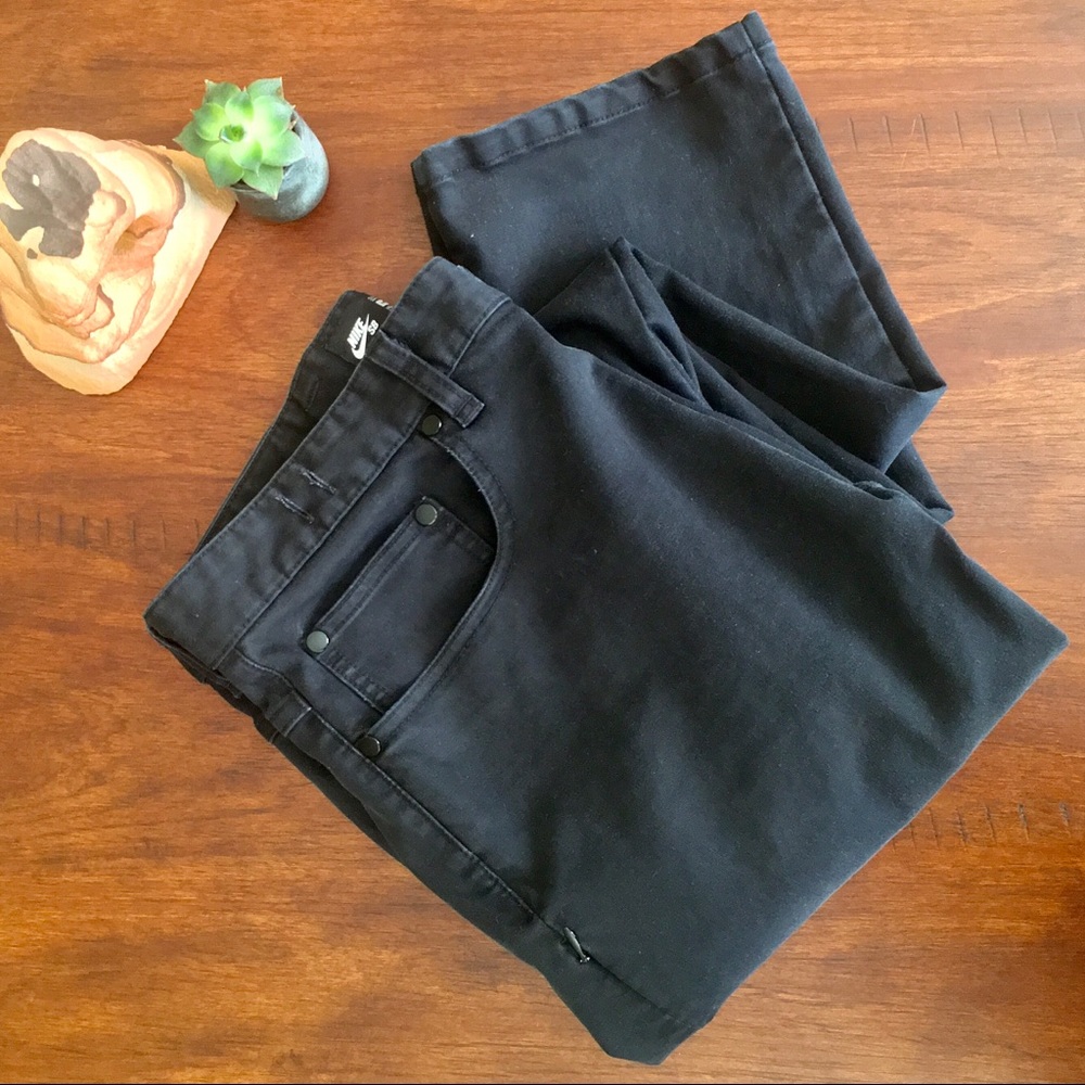 NIKE SB FTM 5-Pocket Skateboarding Pants